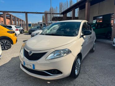 Lancia Ypsilon 1.3 MJT 16V 95 CV 5 porte S&S Silver