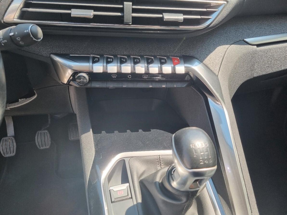 Peugeot 3008 BlueHDi 130 S&S Allure km108.000 2020