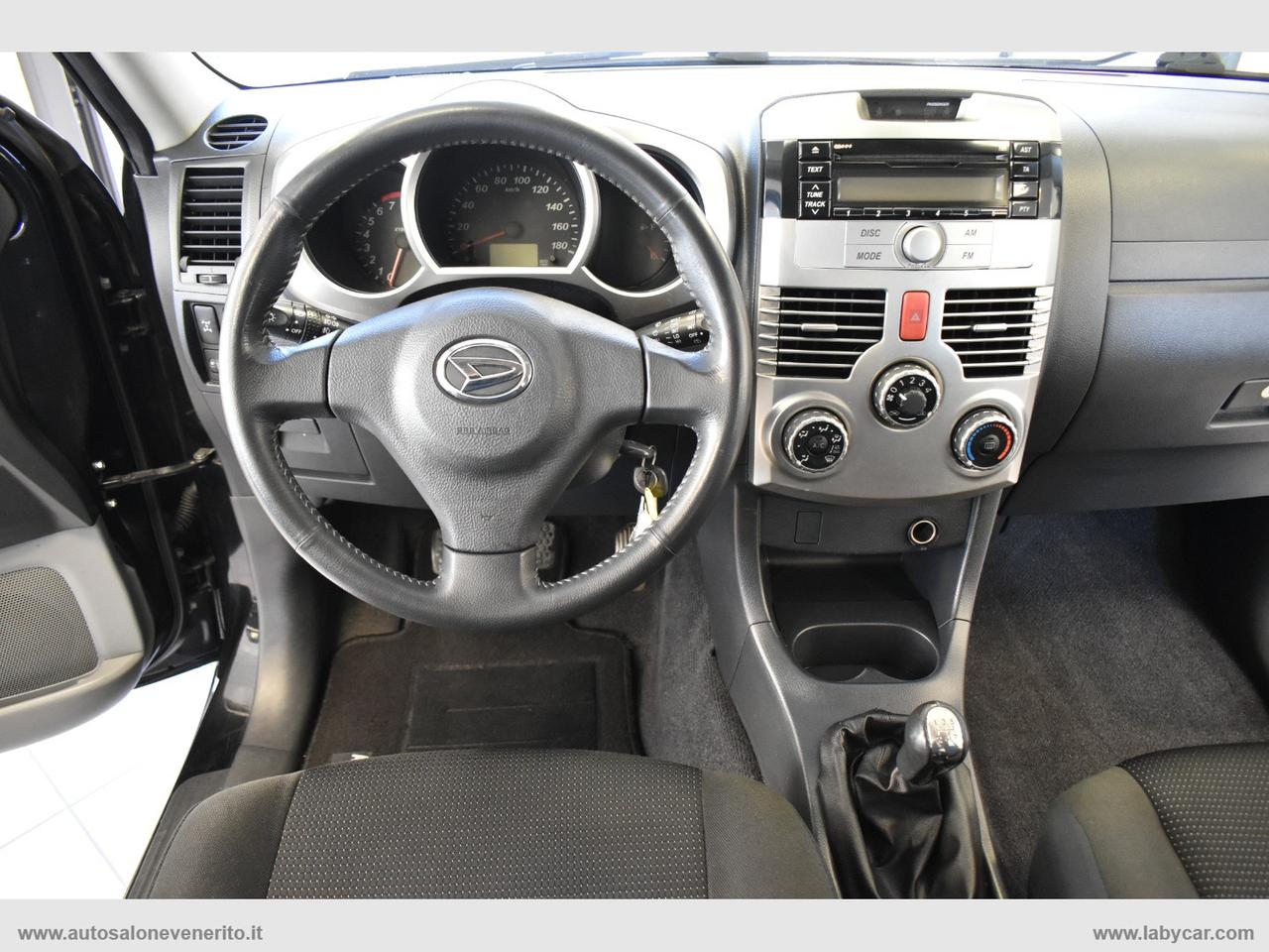 DAIHATSU Terios 1.5 4WD SX O/F