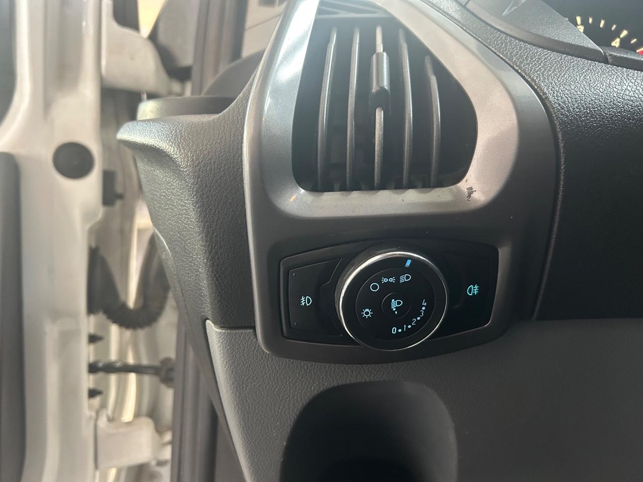 Ford Transit Custom 2.0 TDCi 130cv euro6