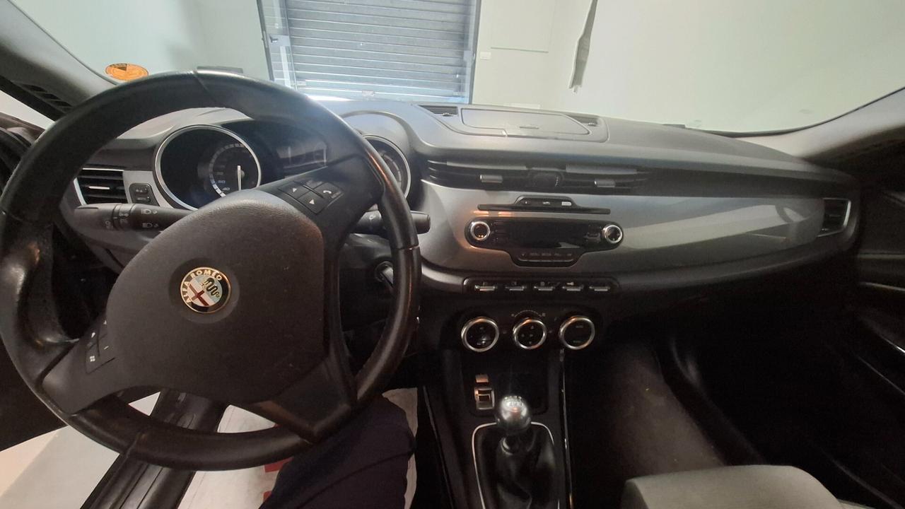Alfa Romeo Giulietta 1.6 JTDm-2 105 CV Distinctive