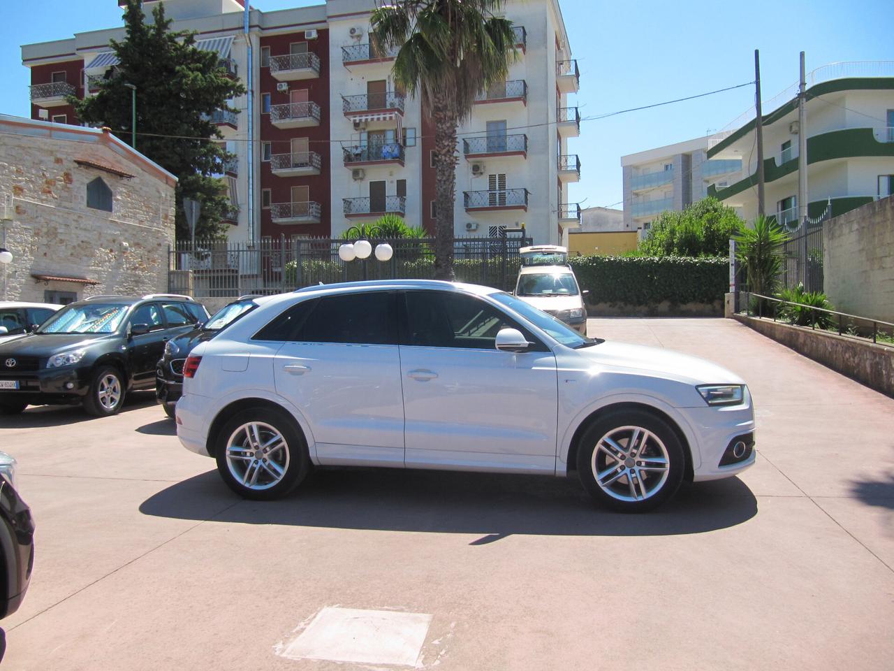 Audi Q3 2.0 TDI quattro S tronic Line Edition - automatico