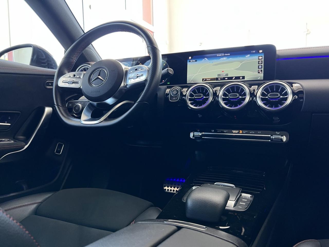 MERCEDES CLA 200d PREMIUM AMG - 2022