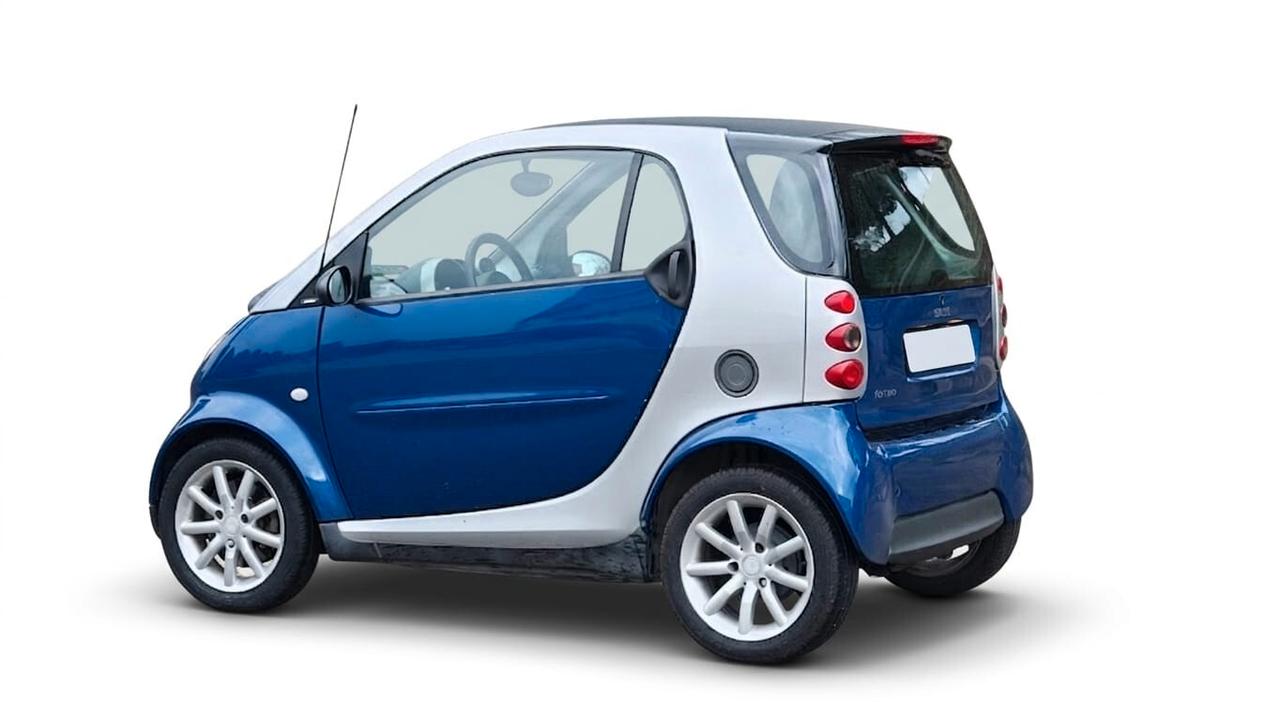 Smart ForTwo 700 coupé passion (45 kW)