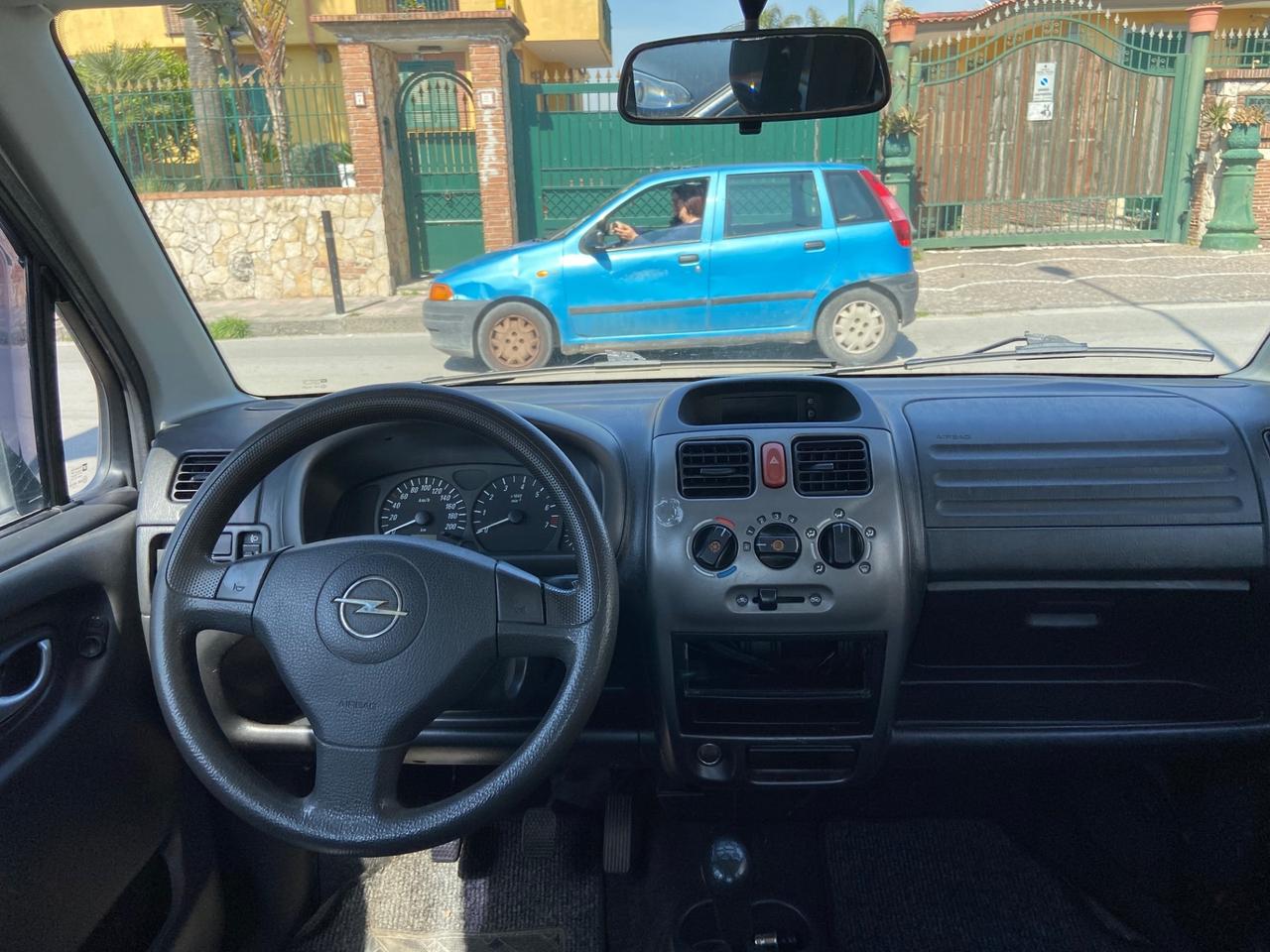 Opel Agila 1.2 16V Fashion Line