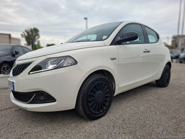 LANCIA Ypsilon 1.0 FireFly 5p.S&S Hybrid Silver