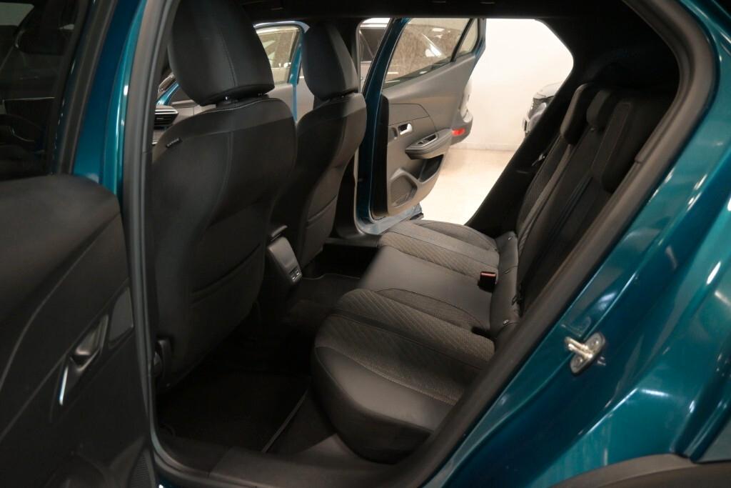 Peugeot 2008 1.2 PURETECH 100CV SeS ALLURE ( DIGITAL COCKPIT - FARI LED PDC MIRROR )