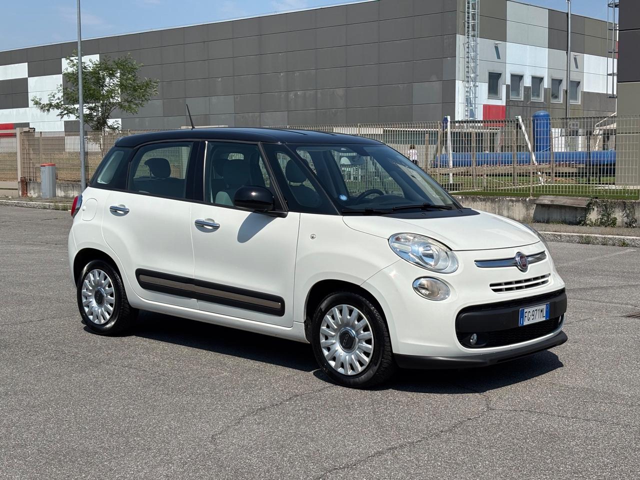 Fiat 500L 1.6 MJT 120CV AUTOCARRO N1
