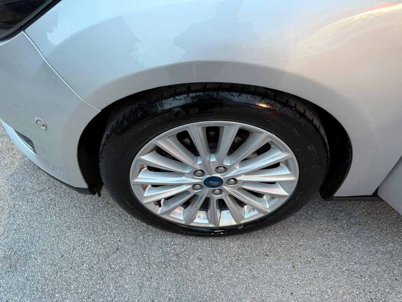 Ford Focus 1.5 TDCi 120cv Titanium - 2015