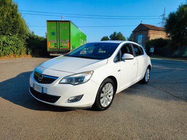 Opel Astra 1.7 CDTI 110CV 5 porte