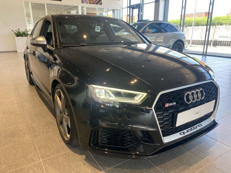 Audi A3 RS 3 SportBack TFSI quattro