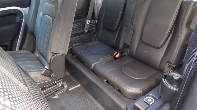 LAND ROVER Defender 110 2.0 SD4 AWD Auto S 7pt