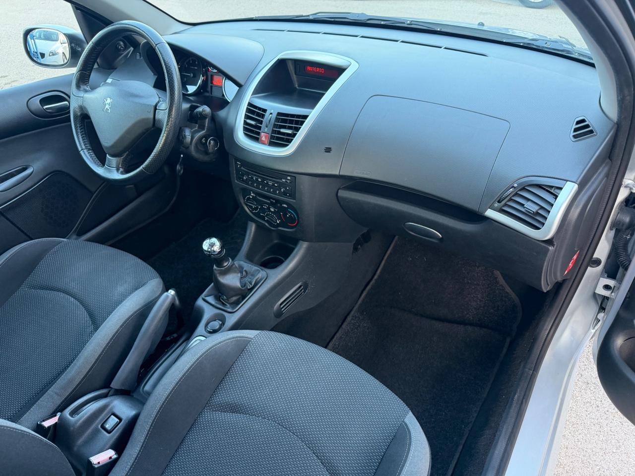 Peugeot 206 Plus 1.1 benzina 60 cv 2011