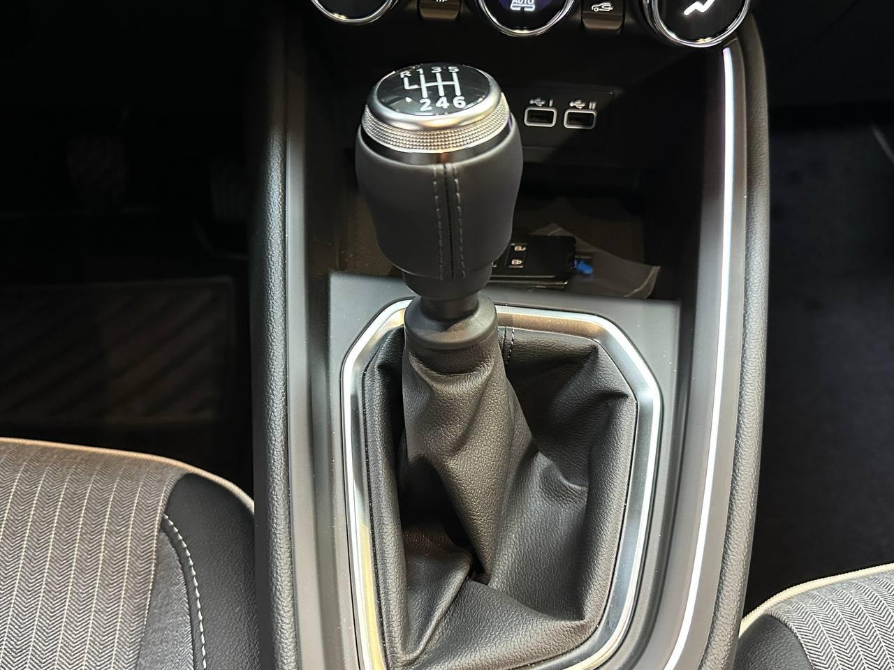 RENAULT Clio V 2023 - Clio 1.0 eco-g Techno 100cv