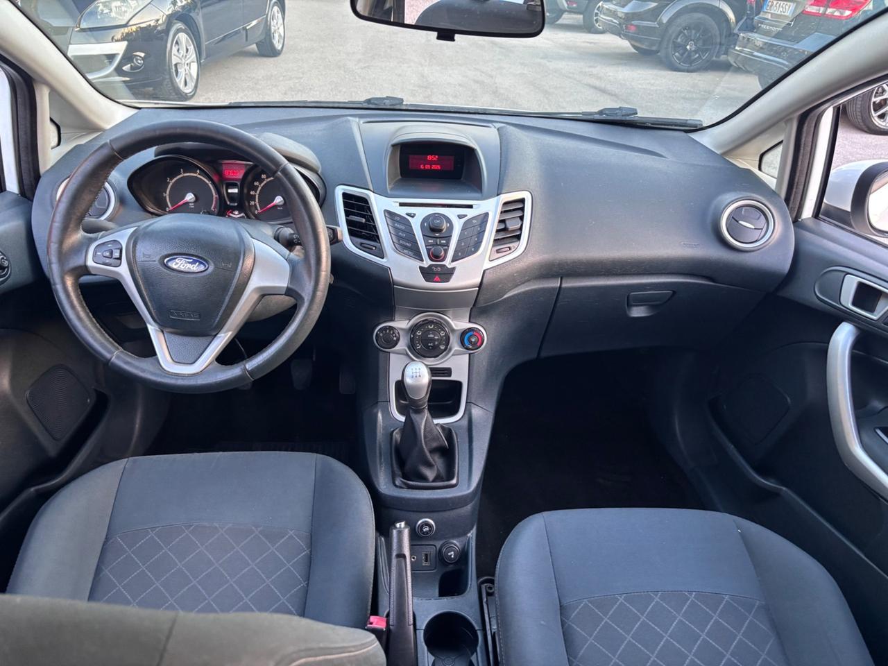 Ford Fiesta 1.4 90 CV GPL