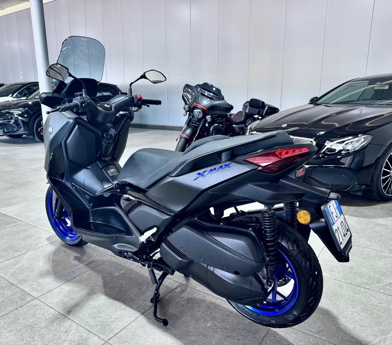 Yamaha X-Max 300 Icon Black