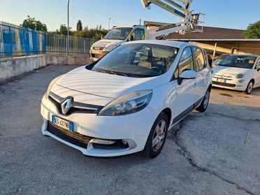 Renault Scénic XMod 1.5 dCi AUTOCARRO N1