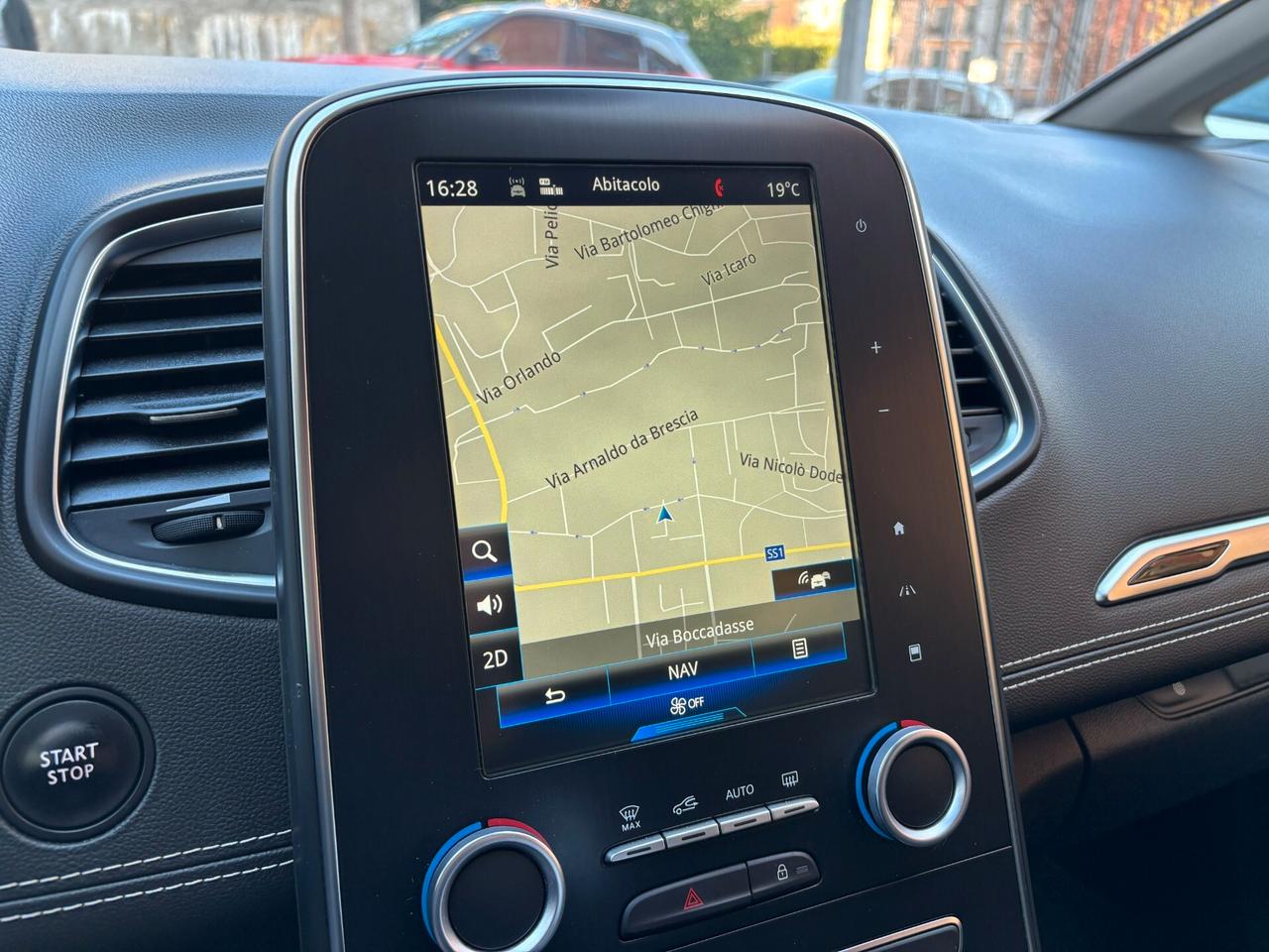 Renault Scenic Scénic dCi 8V 110 CV EDC Energy Bose