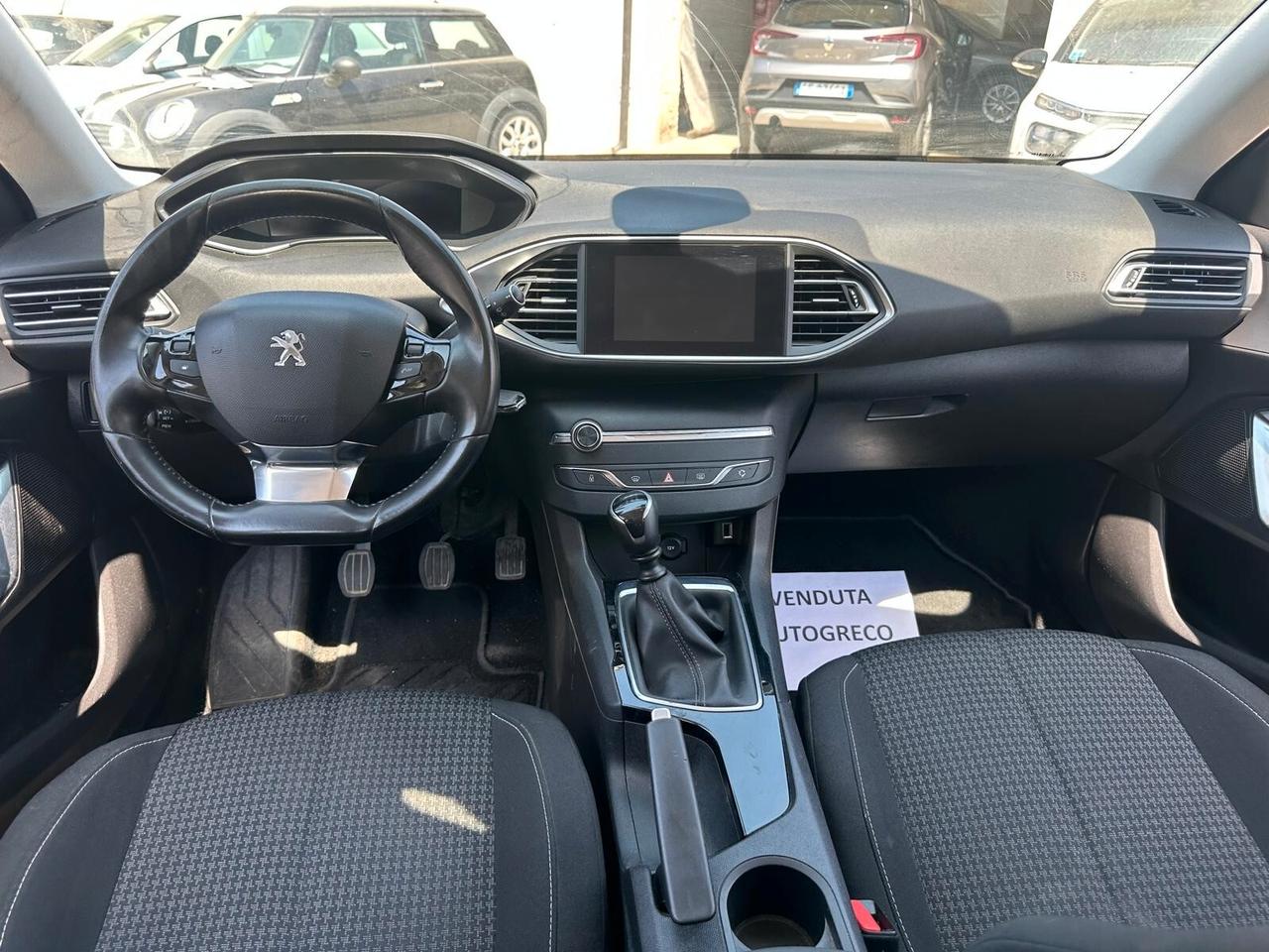 Peugeot 308 BlueHDi 100 S&S Active