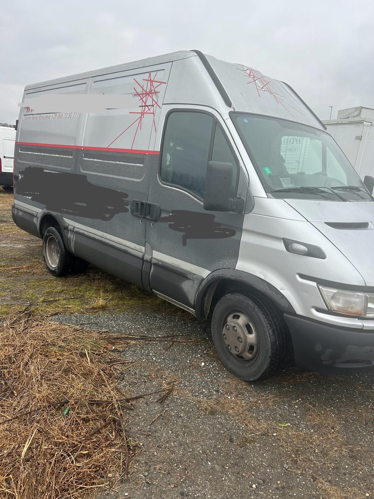 Daily Iveco del 2005 in saldo 798