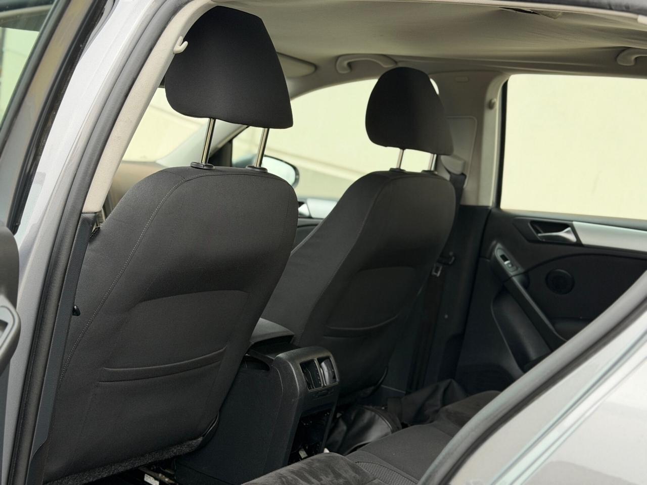 Volkswagen Golf 1.6 TDI 110 cv neopatentati 2011