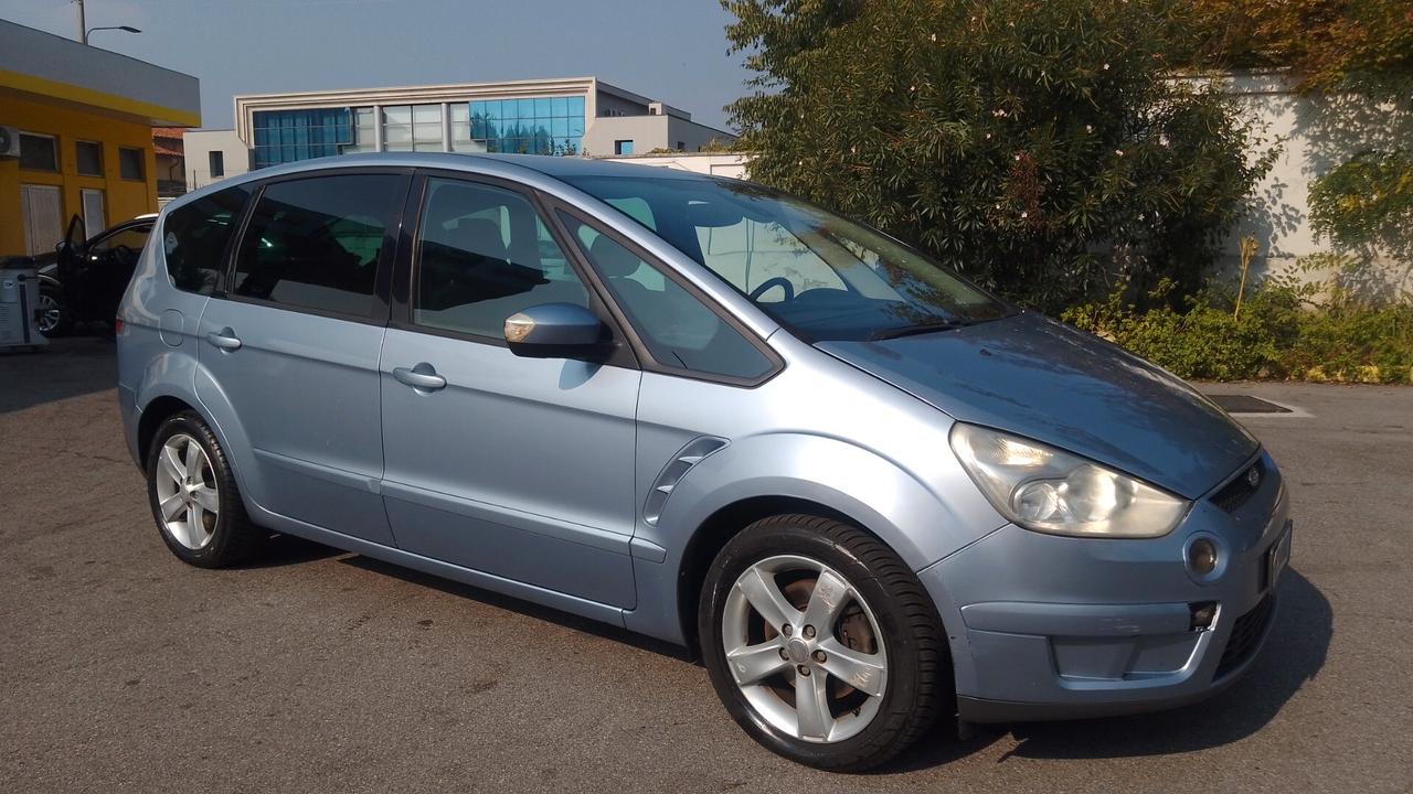 Ford S-Max 2.0 TDCi 140CV Titanium 7 POSTI 07