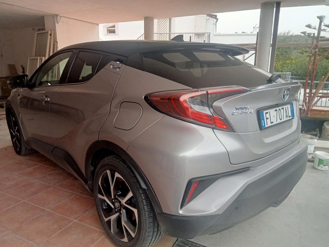 Toyota C-HR 1.8 Hybrid E-CVT Active