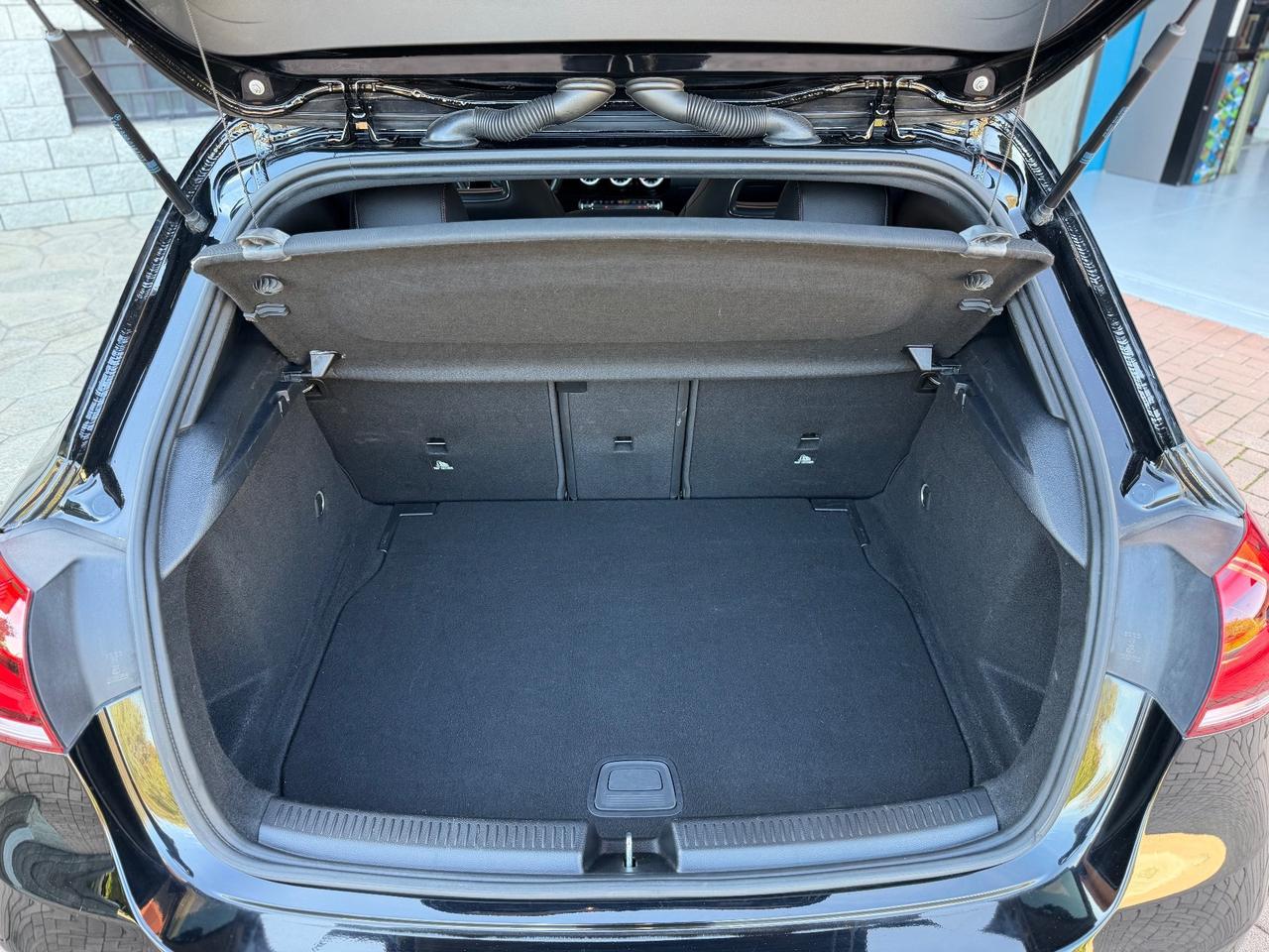 Mercedes-benz A 200 d Automatic 4Matic Premium