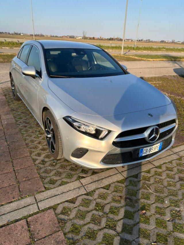 MERCEDES-BENZ A 180 d Automatic Sport