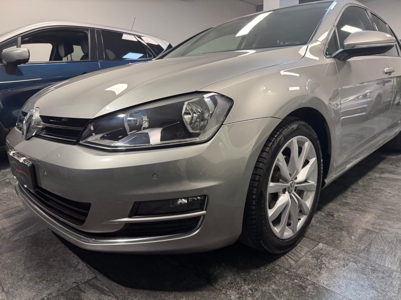 Volkswagen Golf 1.6 TDI DSG 5p. Highline Finanziabile