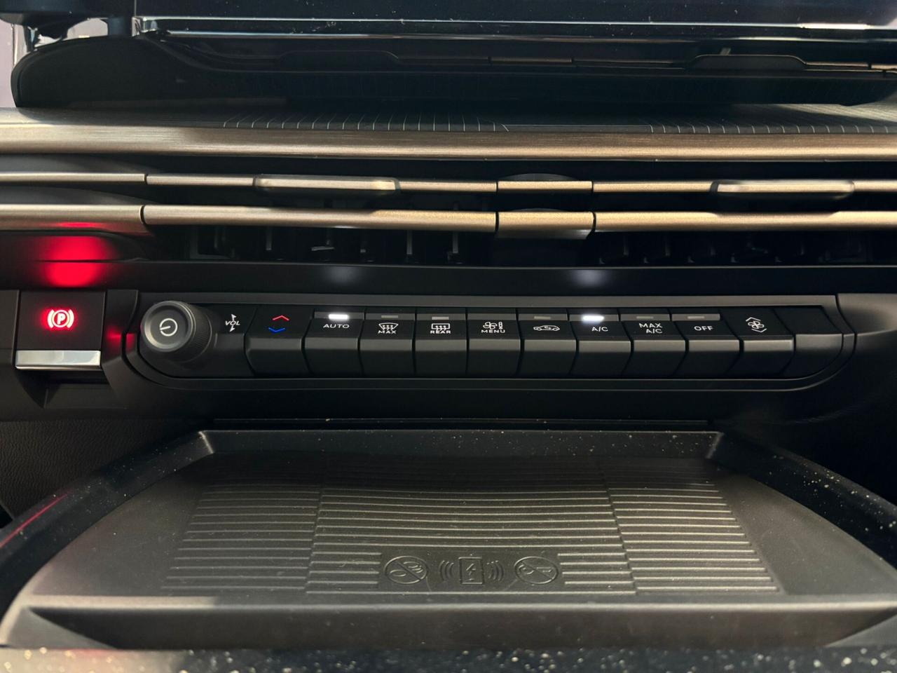 Lancia Ypsilon 51 kWh elettrica 156 CV KM 0