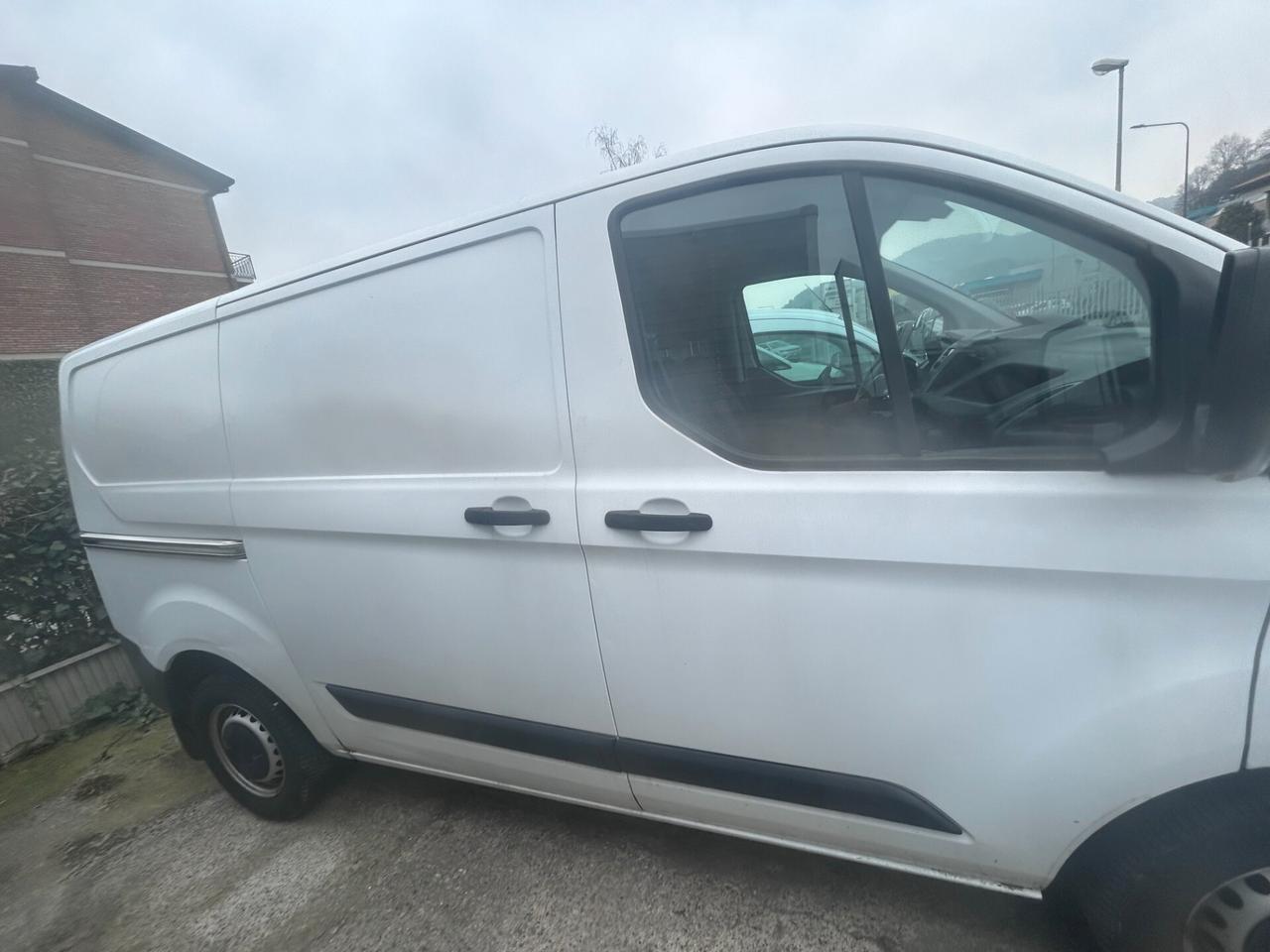 Ford Transit Custom 330 2.2 TDCi 125CV PL Furgone Trend