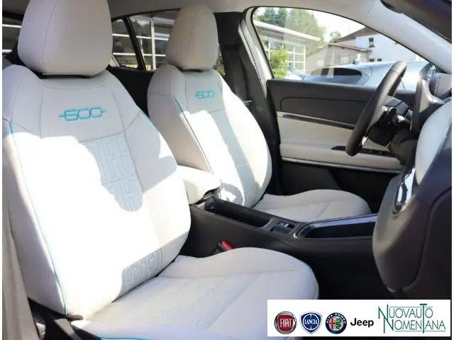 FIAT 600 Hybrid 110CV DCT6 MHEV La Prima NAVI / TELECAMERA