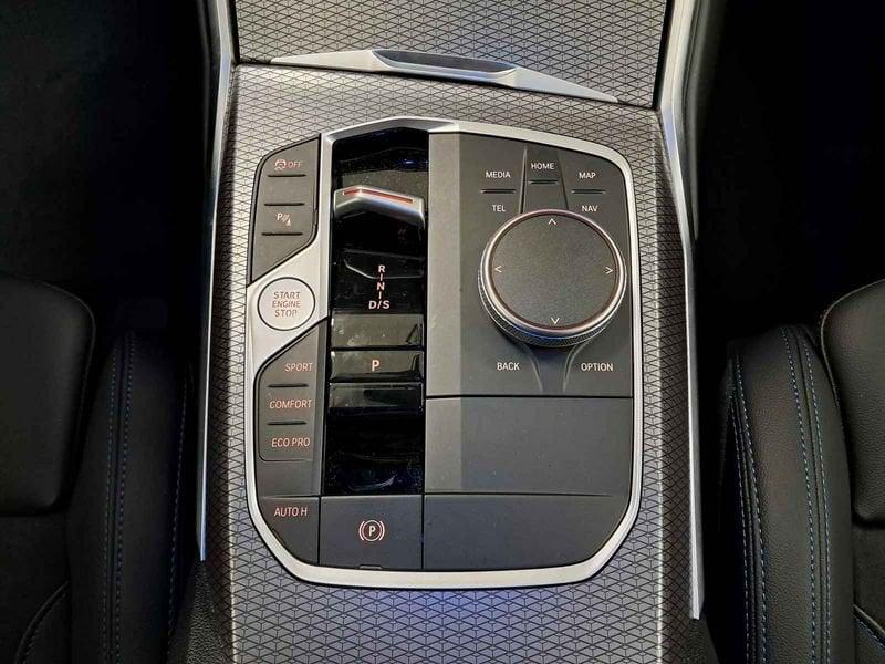 BMW Serie 3 320d mhev 48V xdrive auto