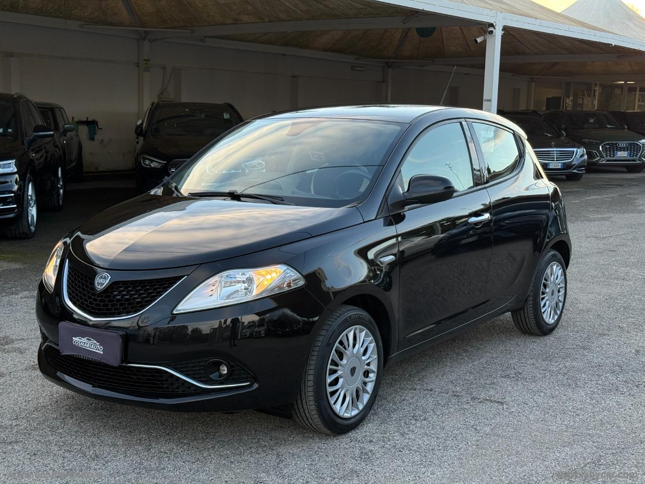 LANCIA Ypsilon 1.2 69 CV 5p. Gold