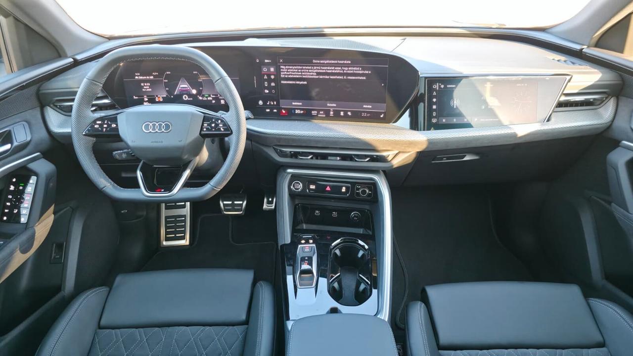 Audi Q5 SPB 2000 TD STRONIC SLINE NUOVA PRONTA CONSEGNA