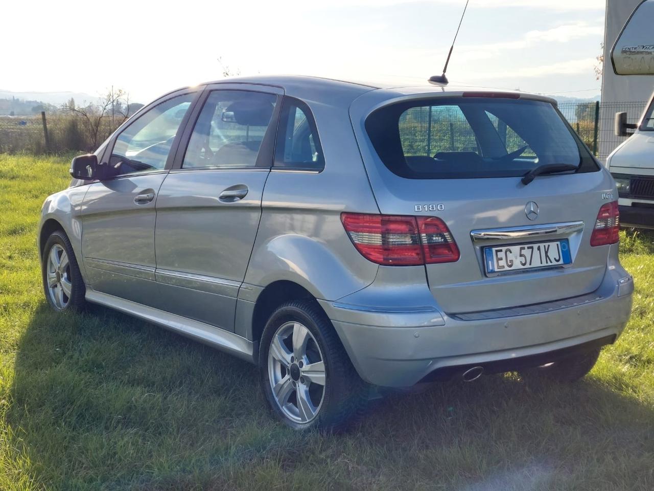 Mercedes-benz B 180 B 180 NGT BlueEFFICIENCY Premium