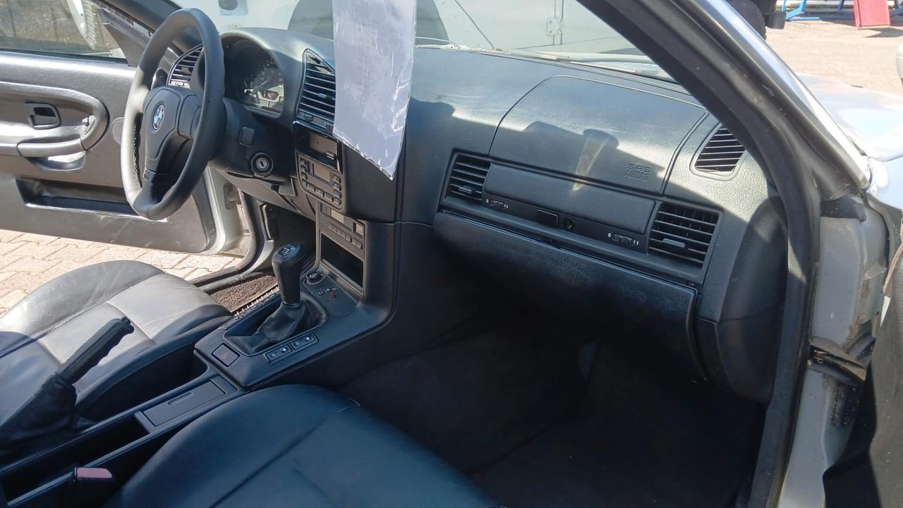 Bmw 320 320i 24V cat Cabriolet