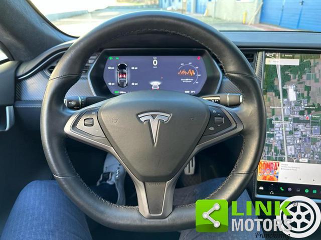 TESLA Model S P 100D