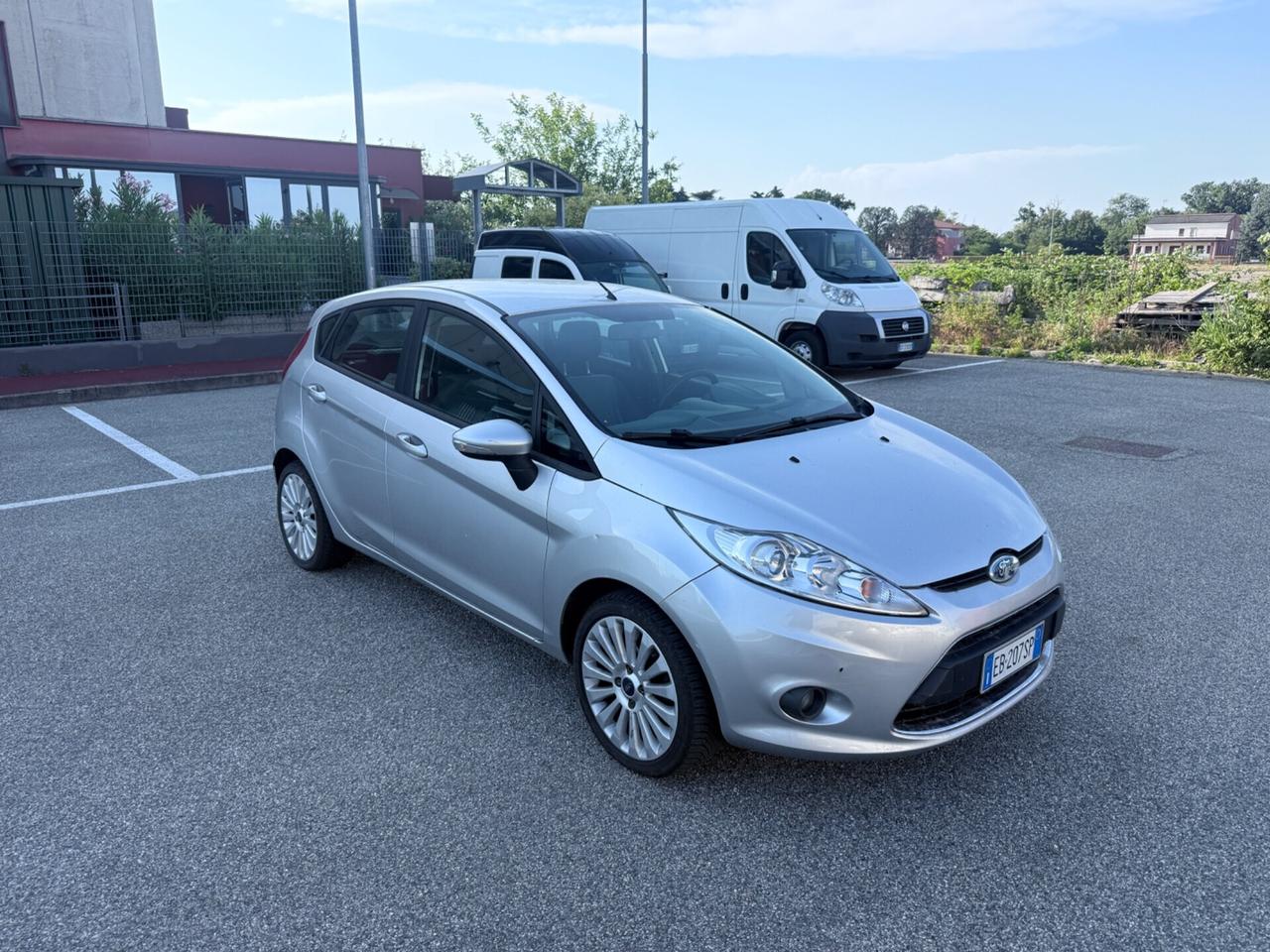 Ford Fiesta 1.4 96CV aut. 5 porte Titanium