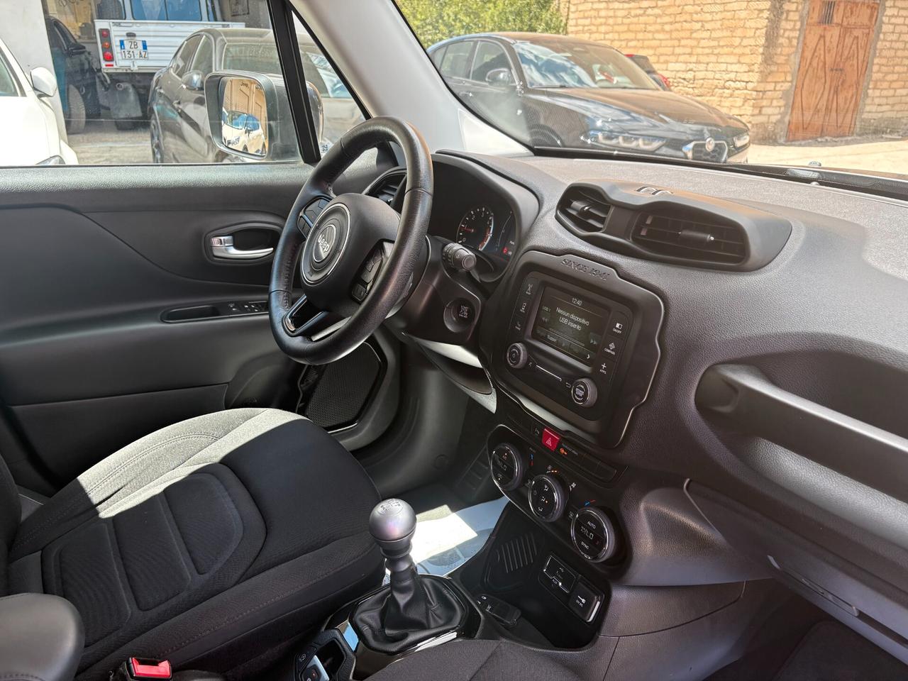 Jeep Renegade 1.6 Mjt brooklin edition