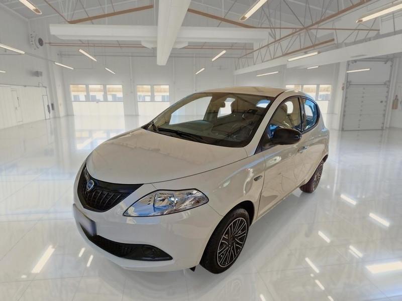 LANCIA YPSILON 1.0 FireFly 70cv Hybrid Oro 5 PORTE