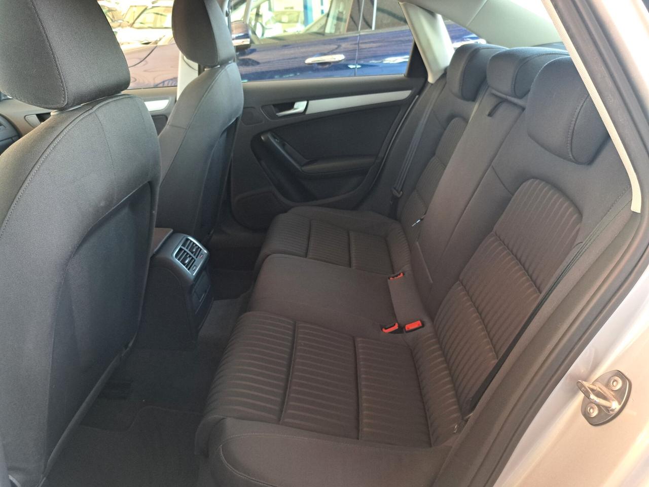 Audi A4 2.7 TDI Ambiente AUTOM.