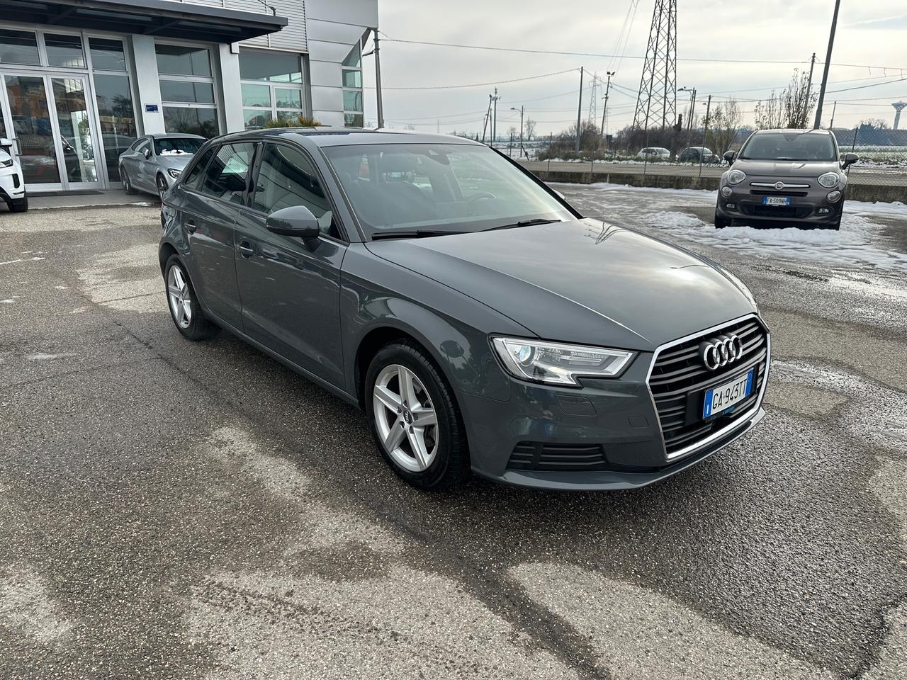 Audi A3 SPB 1.5 S-tron S-tronic Business - 2020