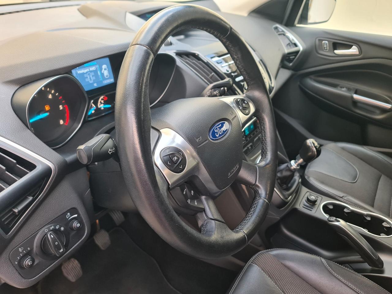 Ford Kuga 2.0 TDCI 4WD Titanium - KM. CERTIF.