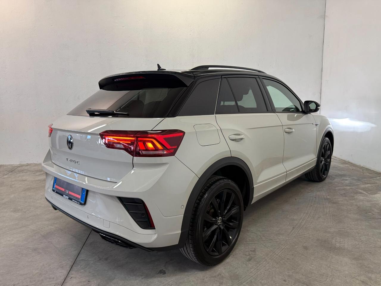 Volkswagen T-Roc 1.0 Tsi R-Line 110cv NEOPATENTATI GARANZIA VW