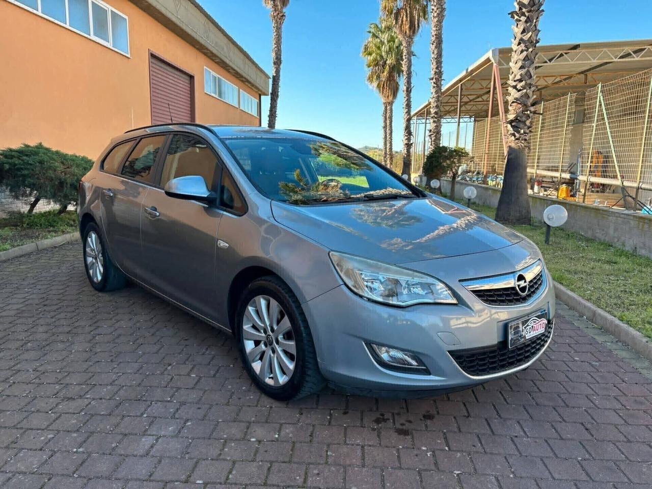 Opel Astra 1.7 CDTI 110CV 5 porte Cosmo/\ì'11