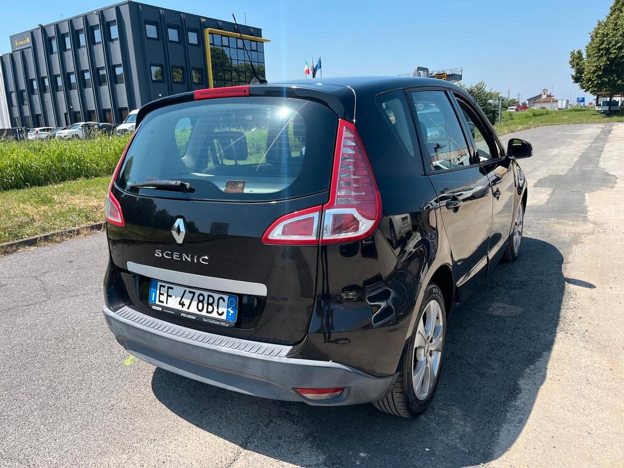 Renault Scenic Scénic 1.9 dCi 130CV Dynamique