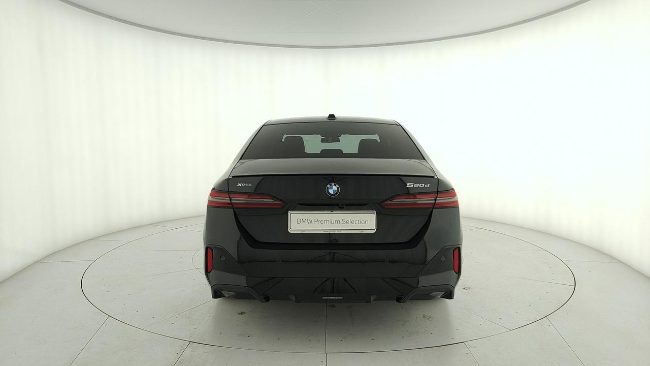 BMW Serie 5 G60 Berlina - 520d 48V xdrive MSport Pro auto