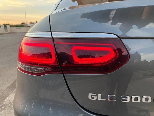 MERCEDES-BENZ GLC 300 de 4Matic Plug-in hybrid Coupé Premium Plus.